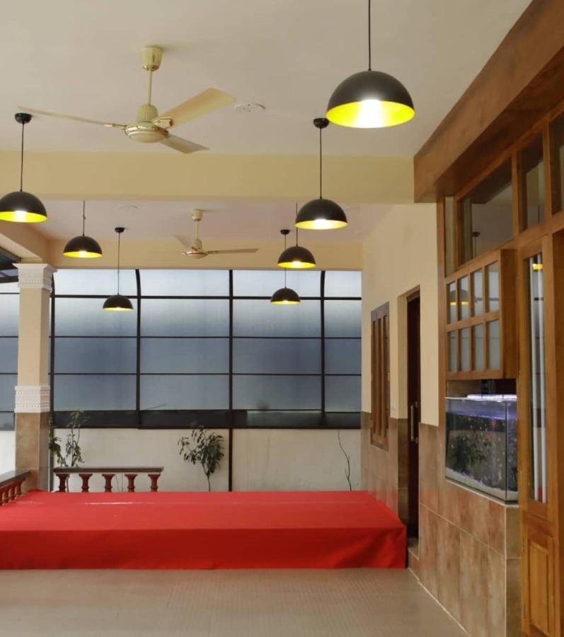 Meghdoot River Resort Kochi 外观 照片