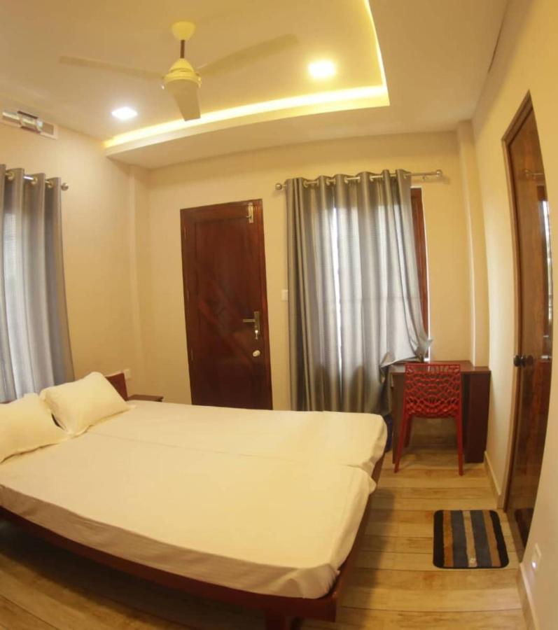 Meghdoot River Resort Kochi 外观 照片